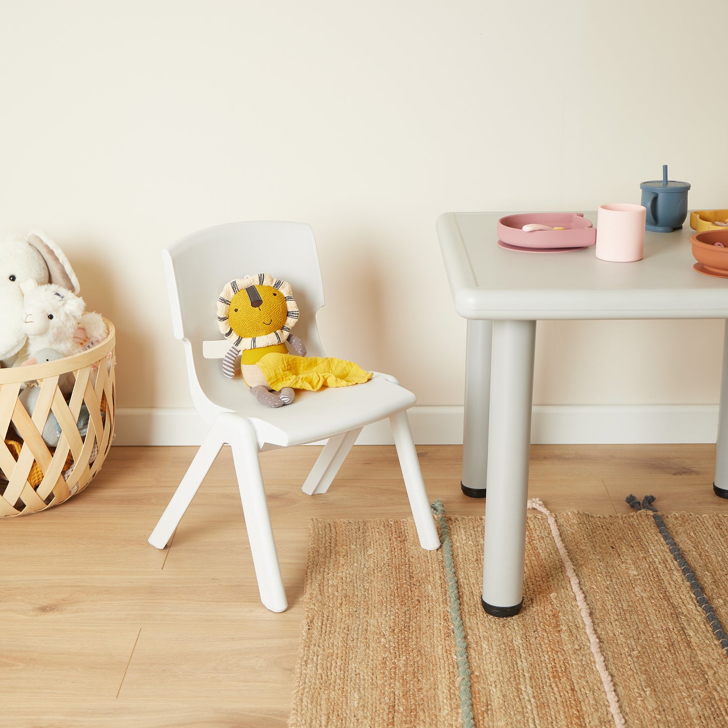 KINDERSTUHL SILBER ROSA BLAU WEIß