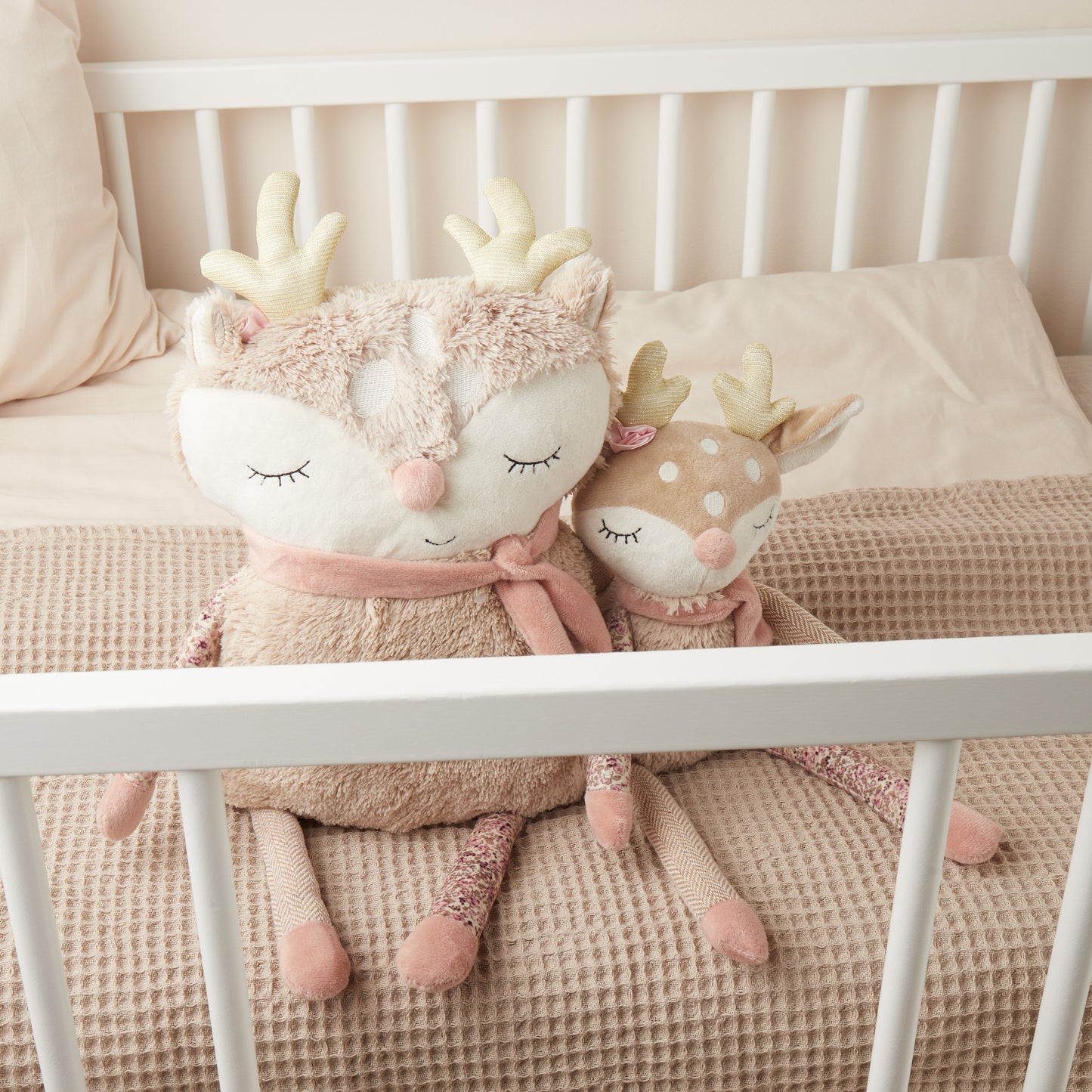 KUSCHELKISSEN REH ELLA