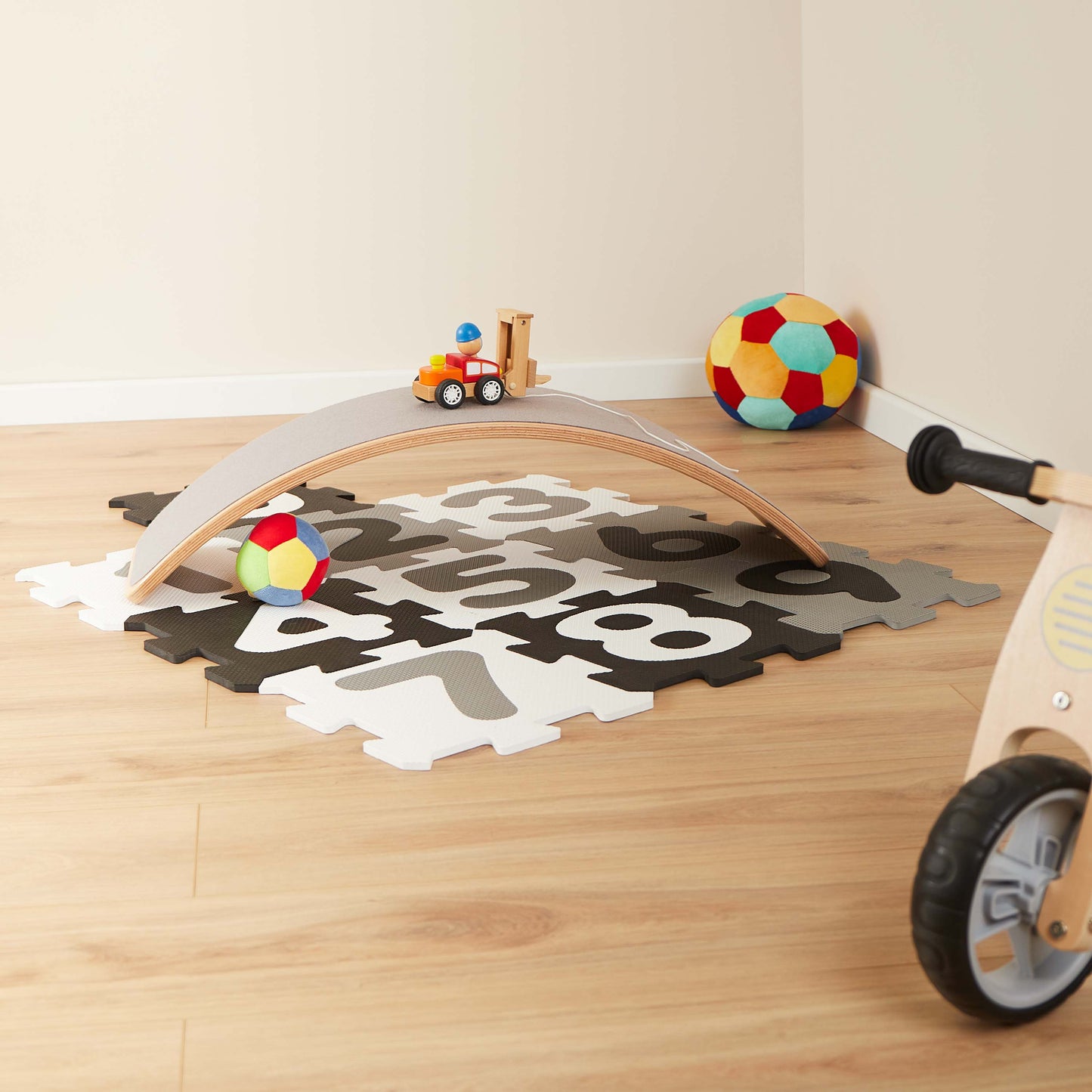 PUZZLEMATTE ZAHLEN BLACK & WHITE