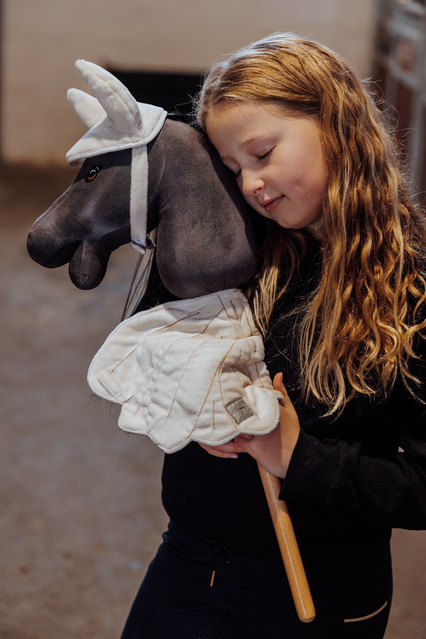 SATTELDECKE UND FLIEGENHAUBE, CREAM HOBBY HORSE