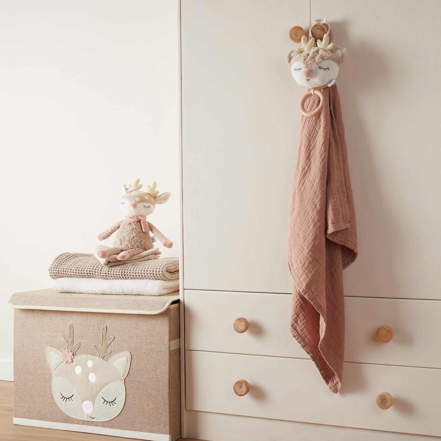 AUFBEWAHRUNGSBOX REH ELLA MIT DECKEL