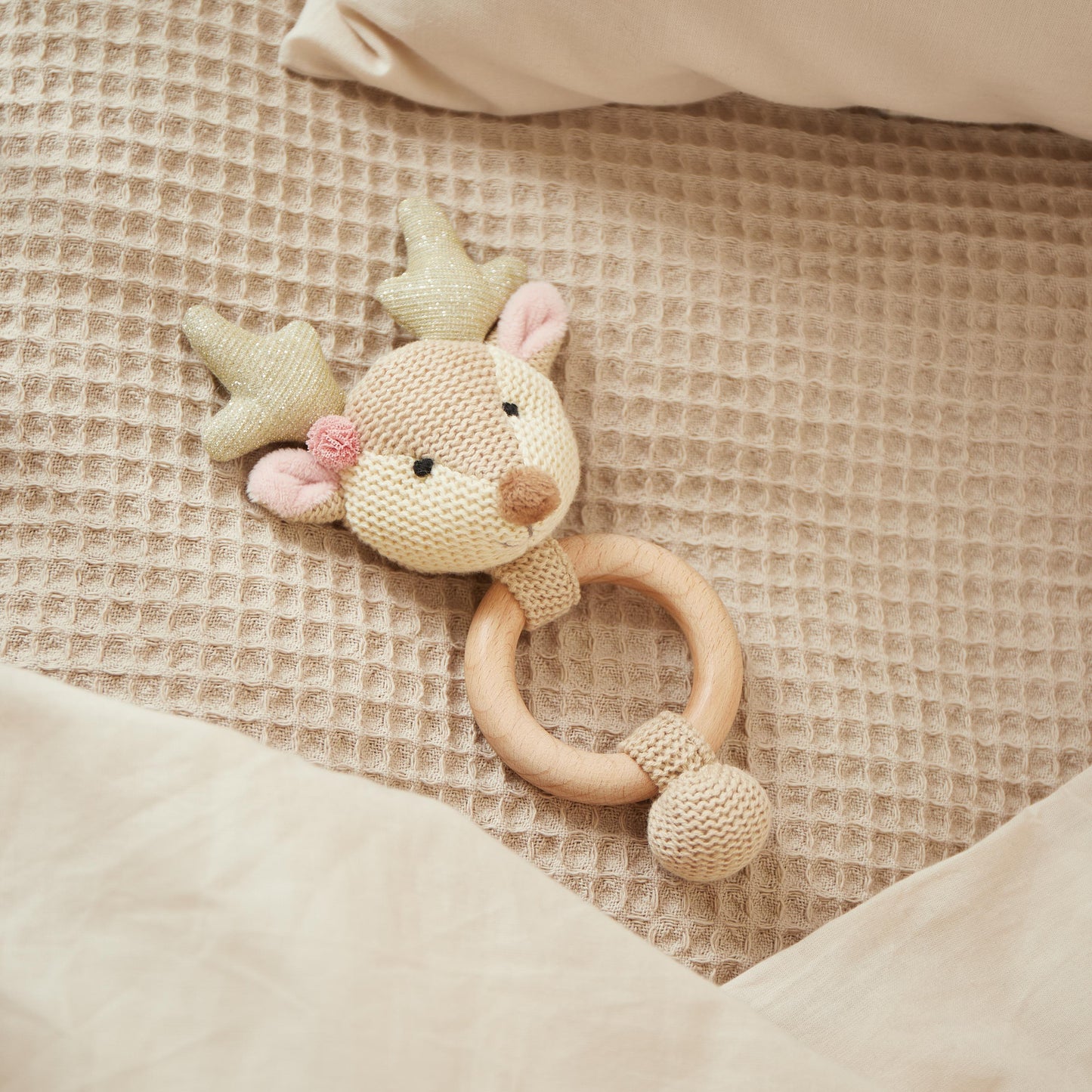 GREIFLING REH LIA MIT RASSEL