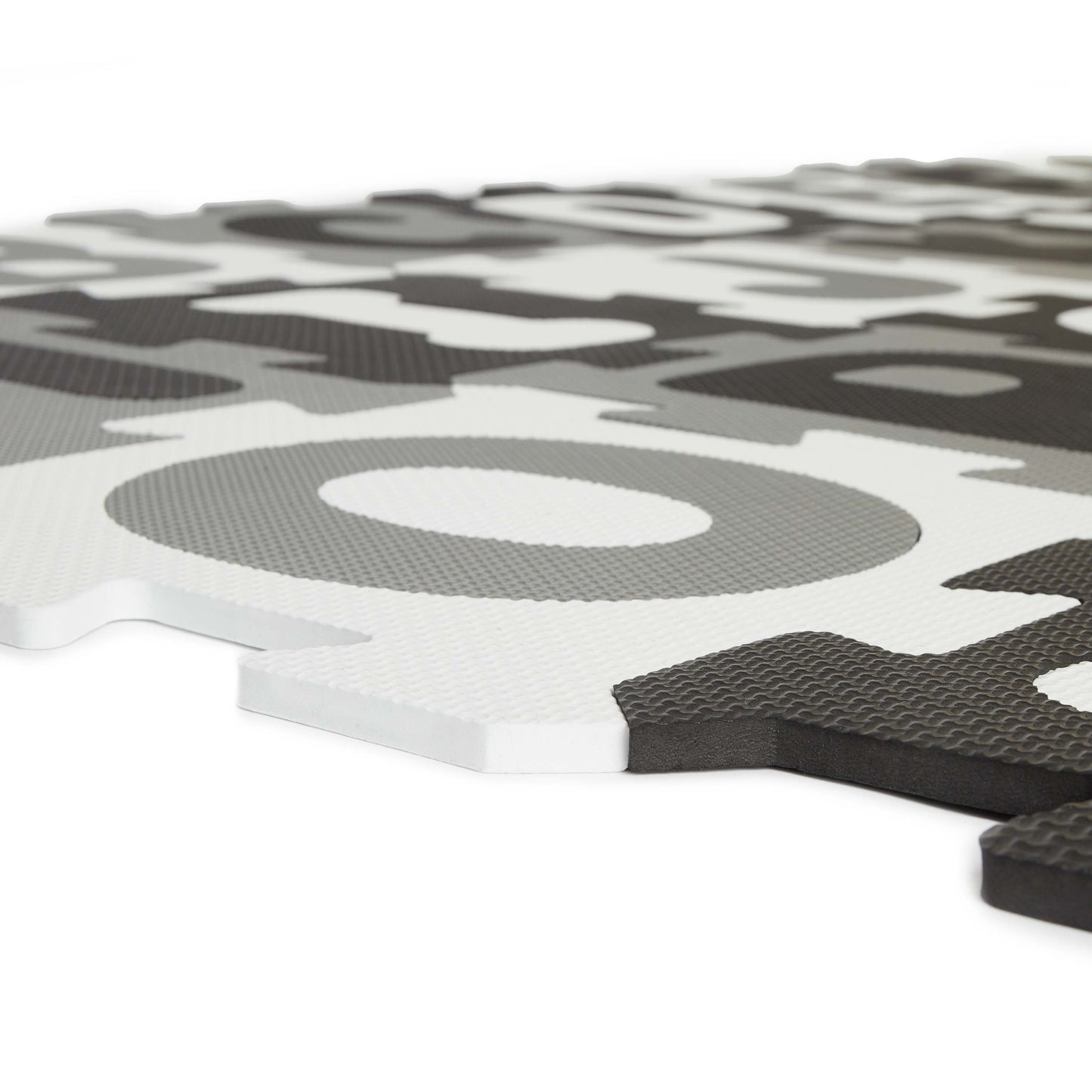 PUZZLEMATTEN BUCHSTABEN BLACK & WHITE