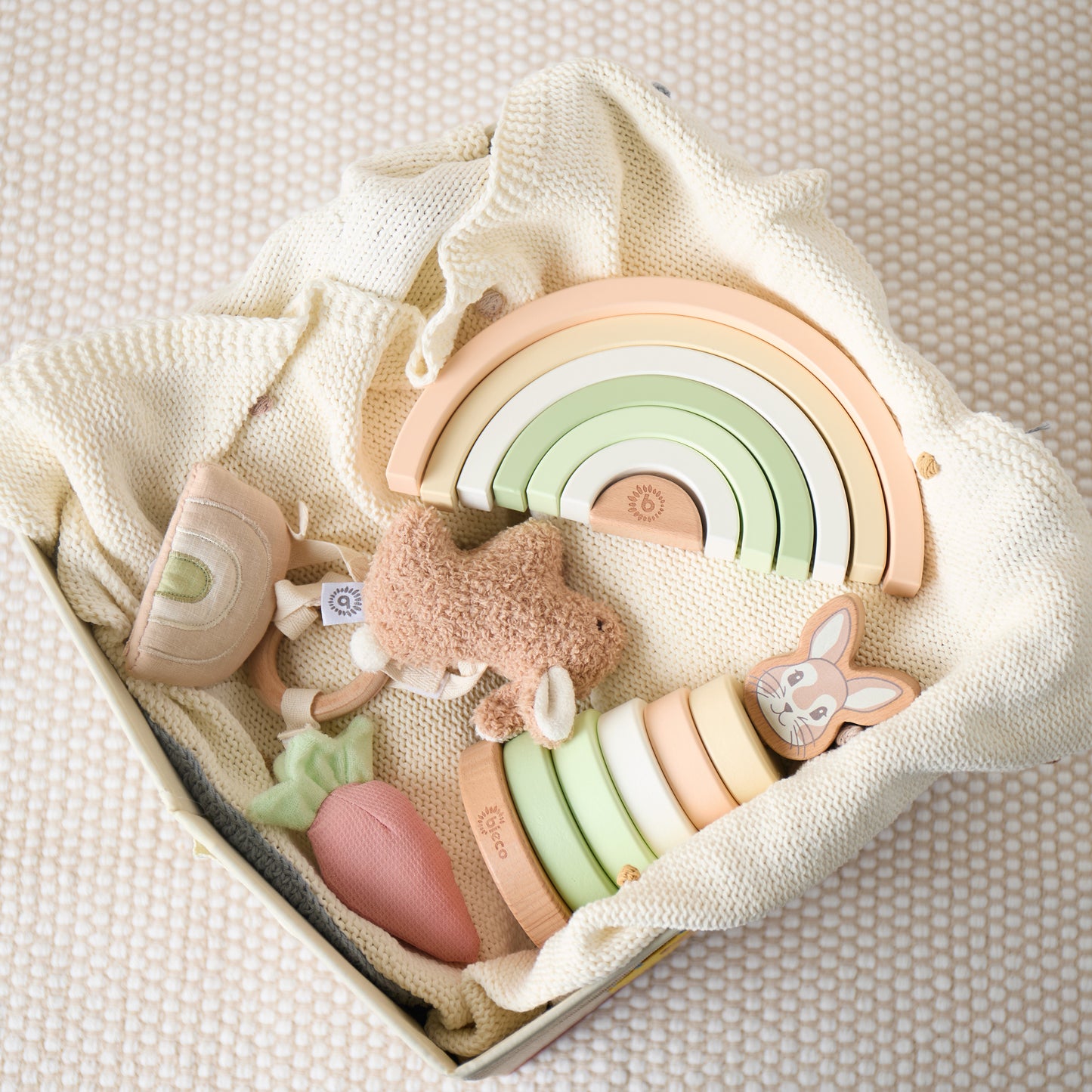 ACTIVITY SPIELZEUG HASE FINE