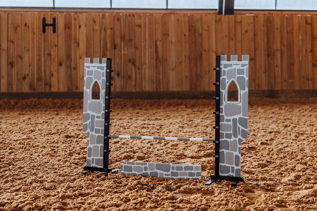 Springzaun Springparcours Springhindernis Show, Burg-Design