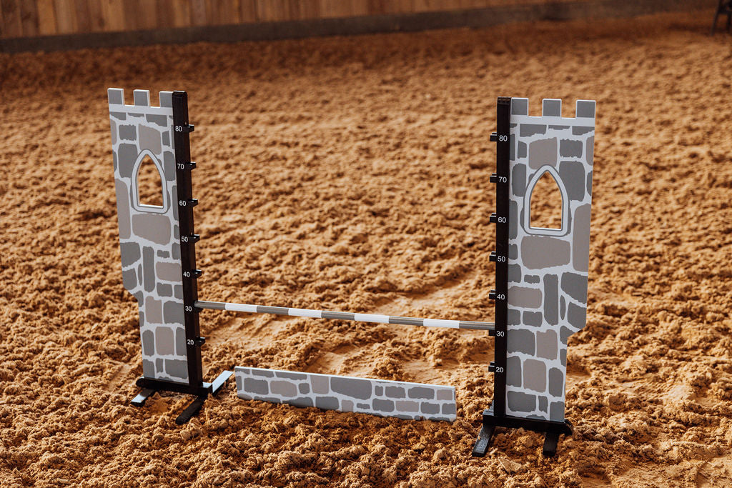 Springzaun Springparcours Springhindernis Show, Burg-Design