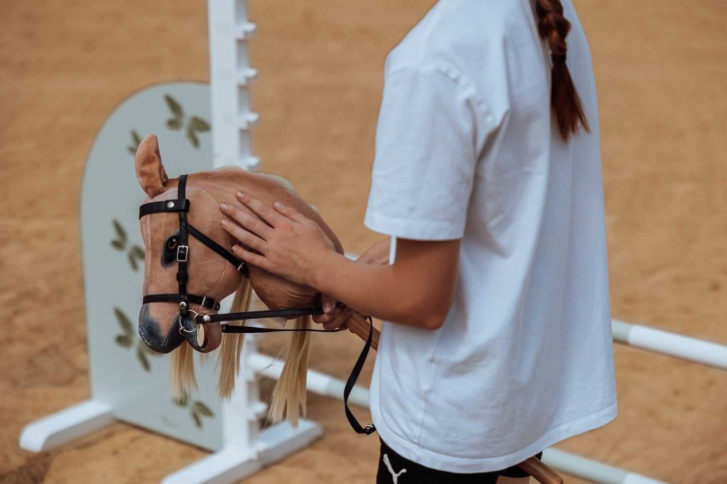 HOBBY HORSE SPIRIT, BLOND