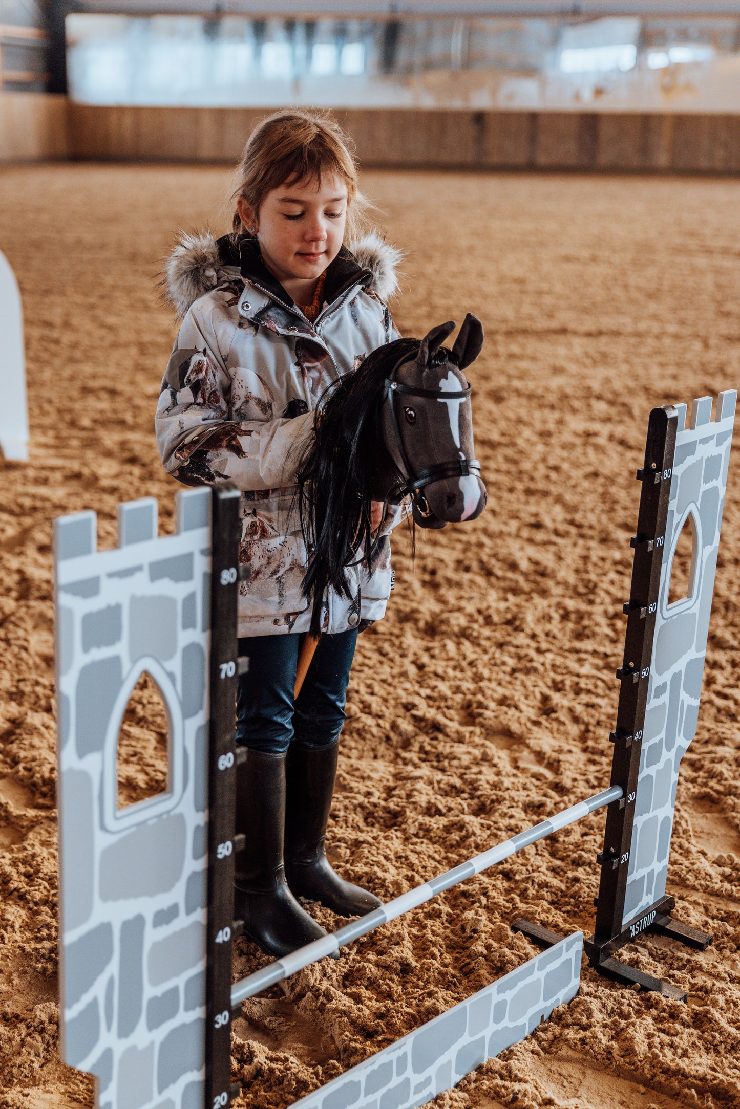 Springzaun Springparcours Springhindernis Show, Burg-Design