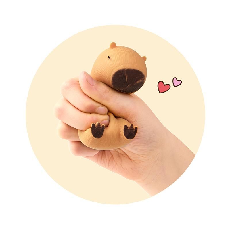 CAPYBARA LOVE SQUEEZE